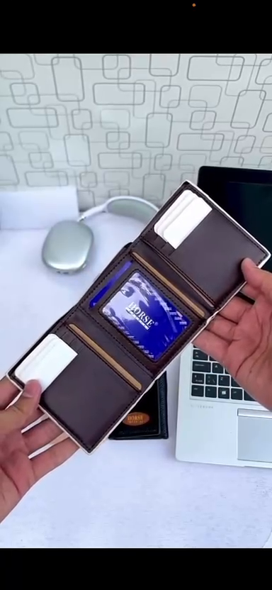 Men's Premium Bifold Wallet with Multiple Card Slots & Cash Compartments – Brown